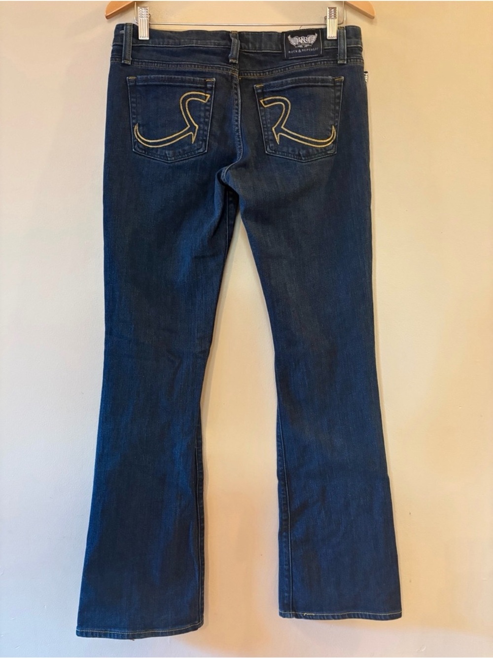 Womens Rock & Republic Kassandra Size 29 Jeans Slim and Boot Cut Zip Closure EUC
